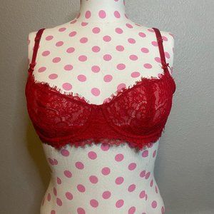 Victorias Secret, 32C, Red